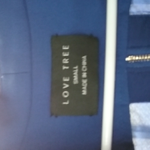 Love Tree over coat - Picture 3 of 3